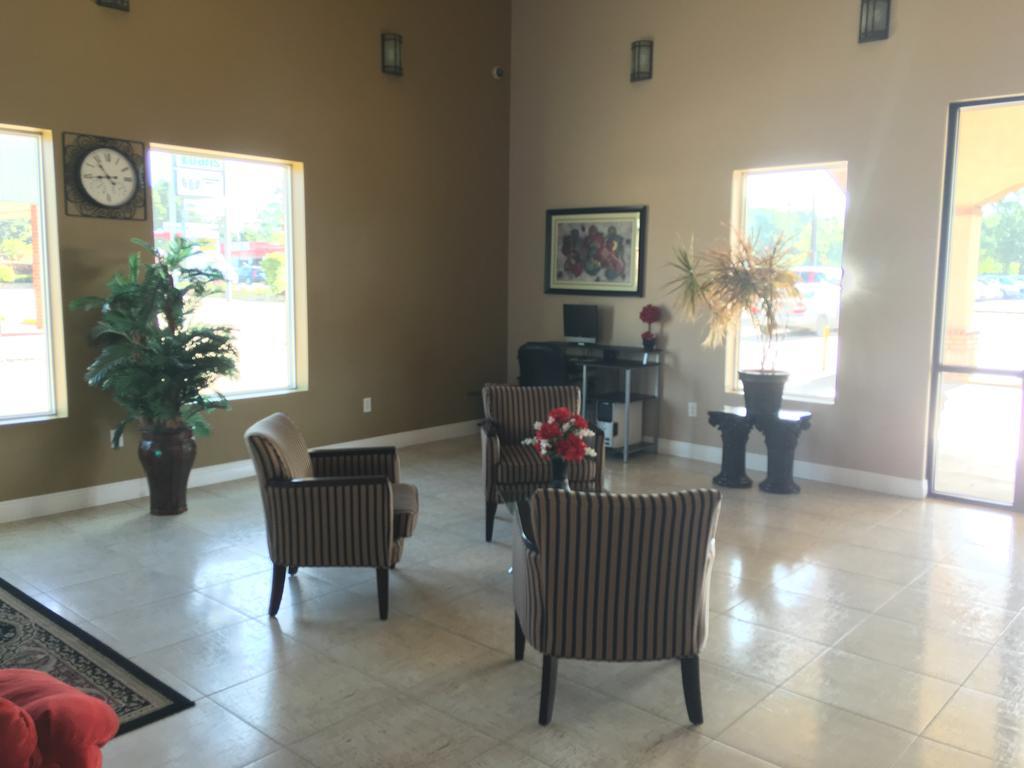 Montigo Inn Leesville Экстерьер фото